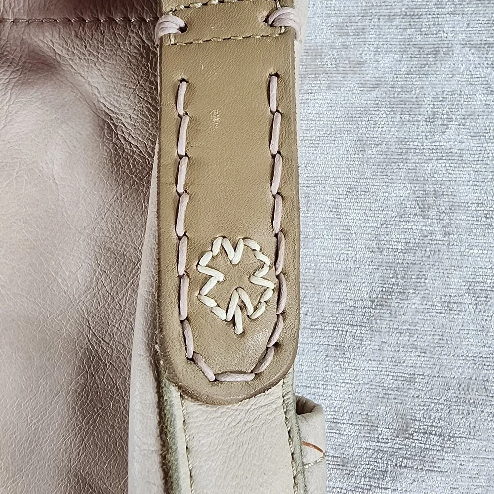 Lucky Brand Tan Leather Western Boho Chic Saddle Bag Purse Tassel Beaded